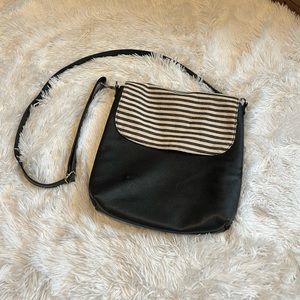 Thirty One cross body bag